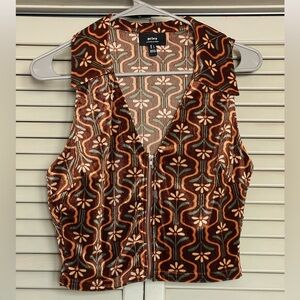 Privy Brown and Orange Floral Design